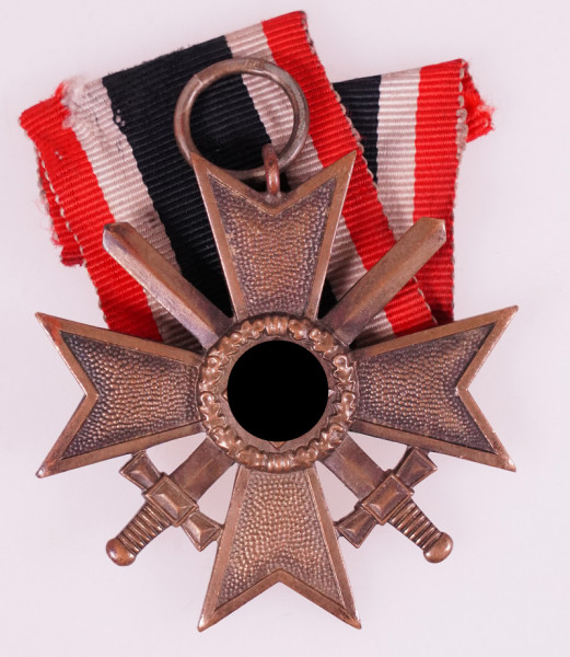 Kriegsverdienstkreuz 2. Klasse mit Schwertern