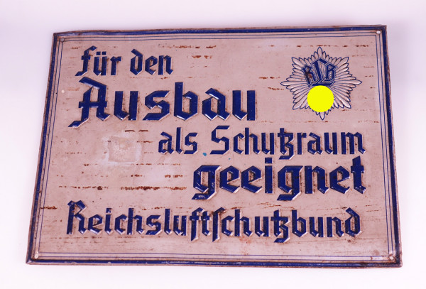 Reichs Luftschutzbund Schild ``Für den Ausbau als Schutzraum geeignet´´