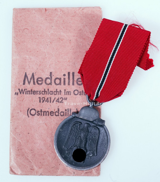 Medaille Winterschlacht im Osten 1941/42 mit Tüte