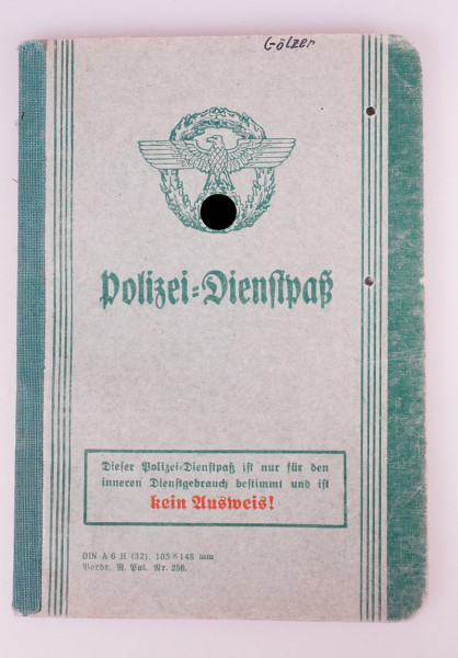 Polizei-Dienstpass Gölzer Ortspolizei Tschernigow gefallen 1943