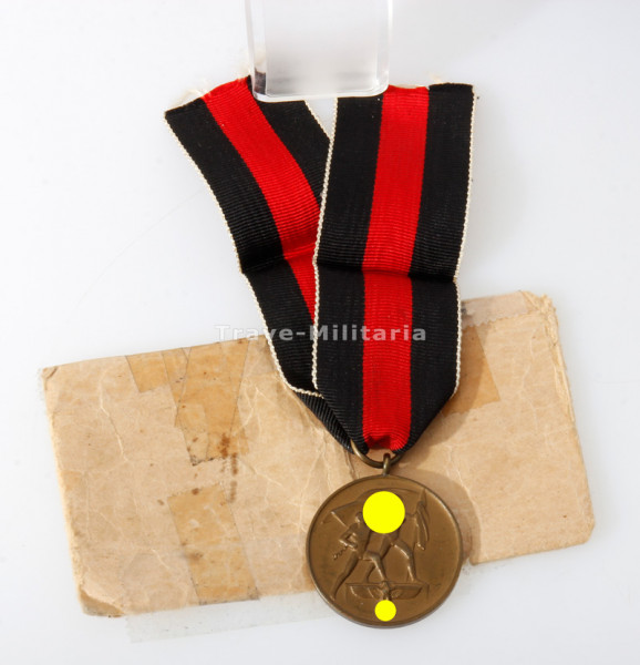 Medaille zur Erinnerung an den 1. Oktober 1938 mit Tüte