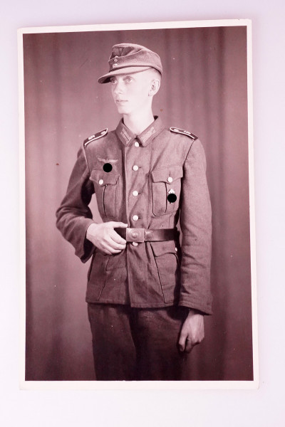 Portraitfoto Schütze Gren.Rgt. 65