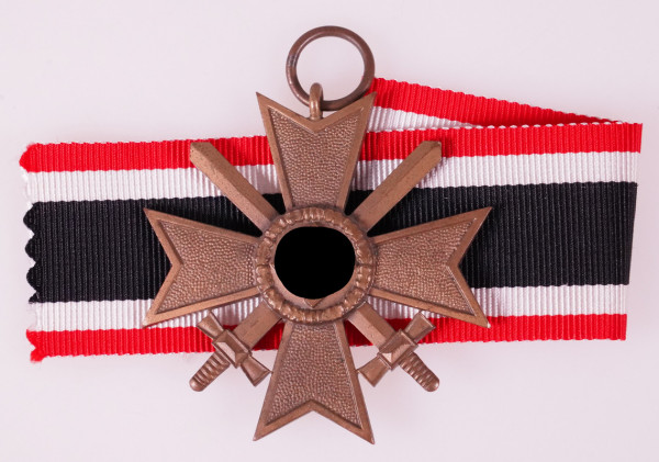 Kriegsverdienstkreuz 2. Klasse mit Schwertern