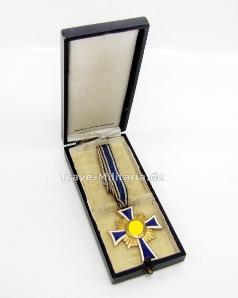 Ehrenkreuz der Deutschen Mutter in Gold im Verleihetui