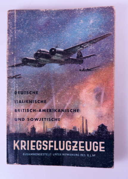 Buch "Kriegsflugzeuge" Stand Sommer 1942