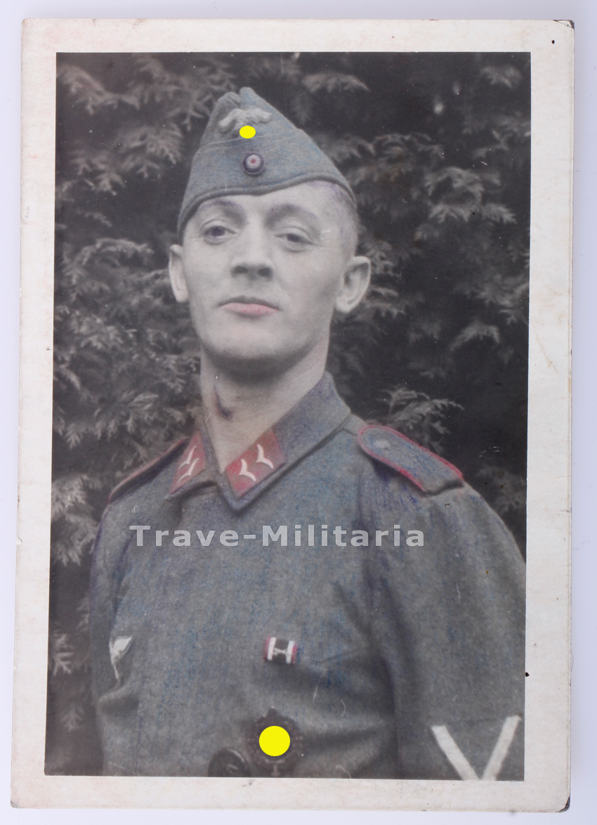 Koloriertes Portraitfoto Luftwaffe Flak Gefreiter Archiv Trave