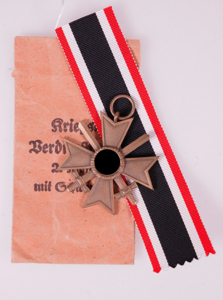 Kriegsverdienstkreuz 2. Klasse mit Schwertern mit Tüte