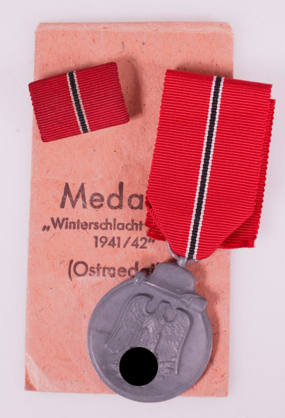 Medaille Winterschlacht im Osten 1941/42 mit Tüte