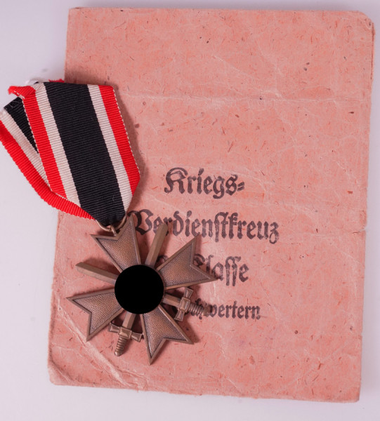 Kriegsverdienstkreuz 2. Klasse mit Schwertern mit Tüte