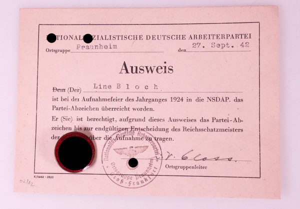 NSDAP Parteimitgliedsabzeichen mit Ausweis Line Bloch