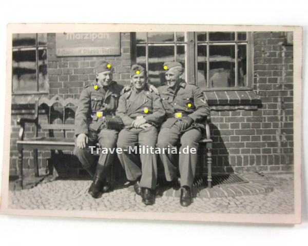 Foto 1943 3 Soldaten auf Band. SS-Sturmari-Heer