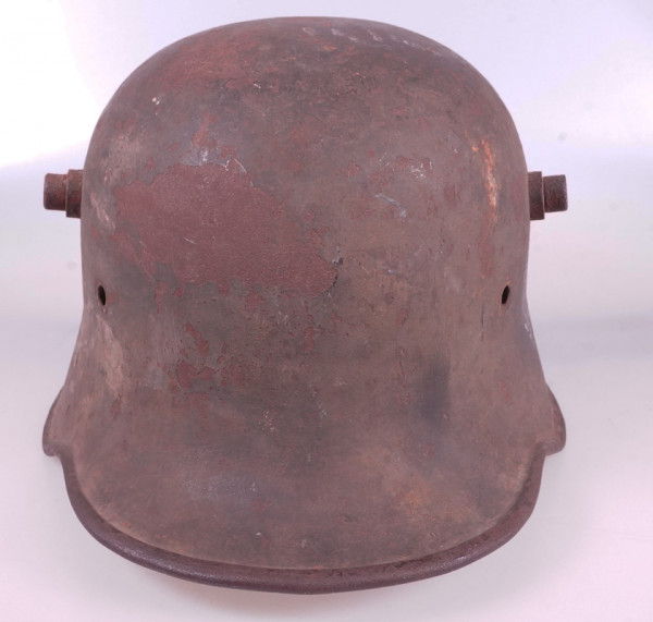 Stahlhelm M18 weiter verwendet bei der Wehrmacht