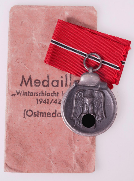 Medaille Winterschlacht im Osten 1941/42 mit Tüte