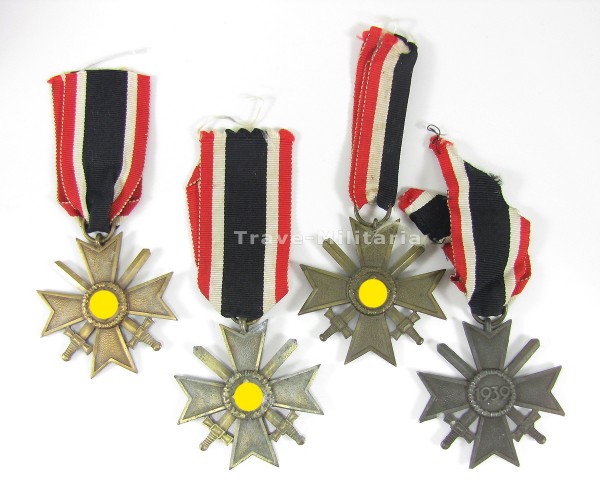 Lot 4 Kriegsverdienstkreuze 2. Klasse mit Schwertern