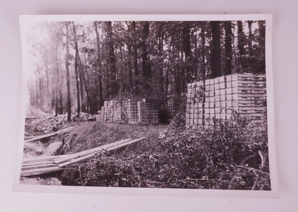 SS-PK Foto "Das ließen sie bei ihrer Flucht zurück"