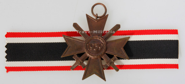 Kriegsverdienstkreuz 2. Klasse mit Schwertern