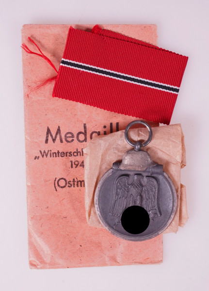 Medaille Winterschlacht im Osten 1941/42 mit Tüte