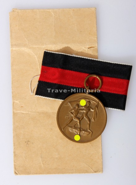 Medaille zur Erinnerung an den 1. Oktober 1938 mit Tüte